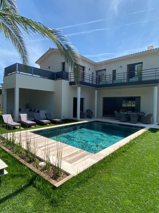 La Villa Des Trois Pins Andernos-les-Bains Bagian luar foto
